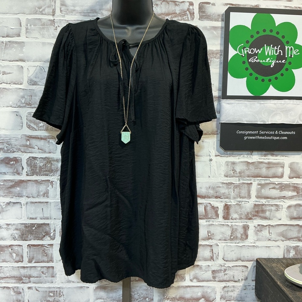 Ava & Viv Black Short-Sleeve Peasant Tie-Neck Blouse